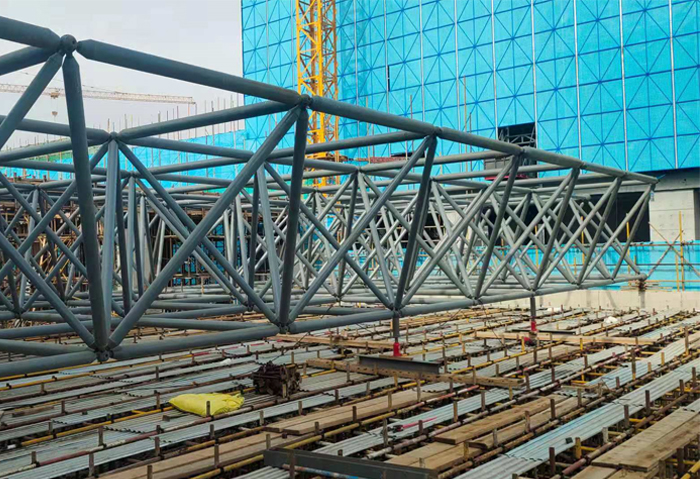 晋城高铁东总部基地2号楼网架